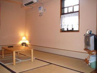 Hostel Hakuseiso Naha Room photo