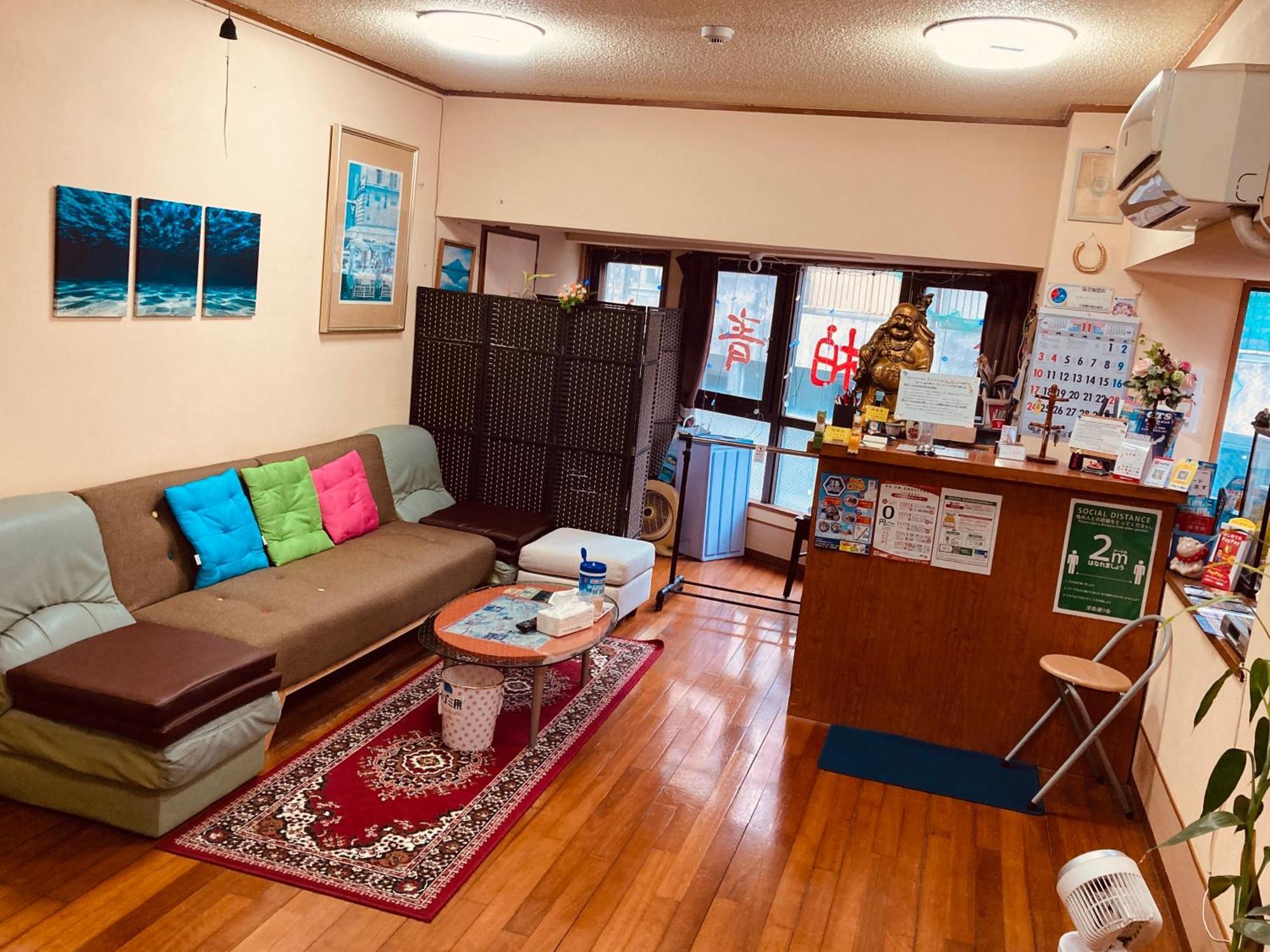 Hostel Hakuseiso Naha Exterior photo